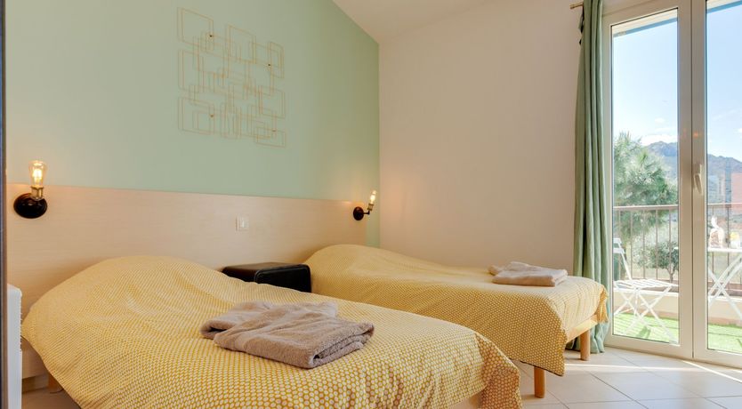 Photo of Stay the Corse