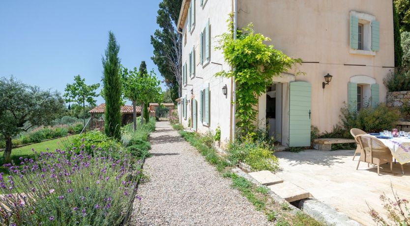 Photo of The Outdoorsman