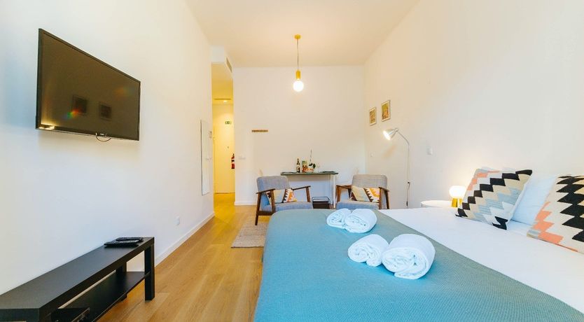 Photo of Face Dances