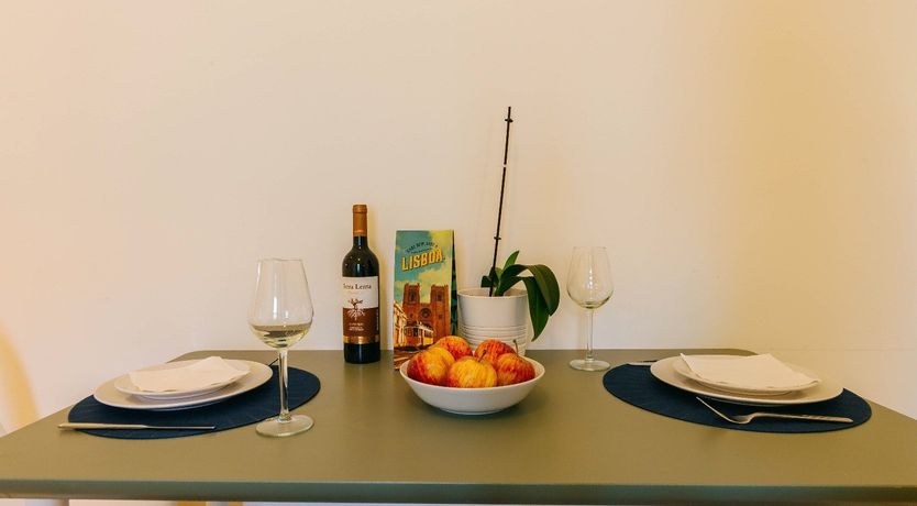 Photo of Face Dances