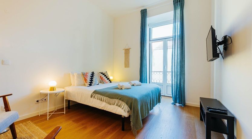 Photo of Face Dances