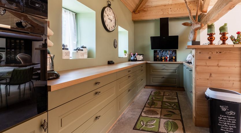 Photo of Bear & Peak