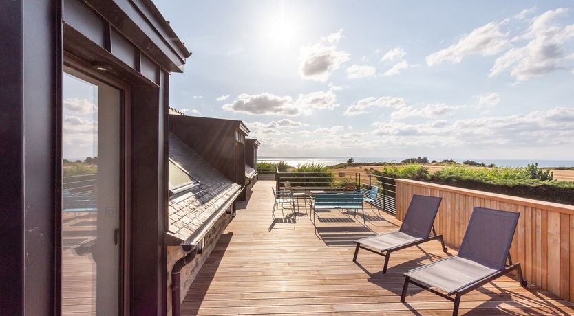 Photo of Seaside Glamour