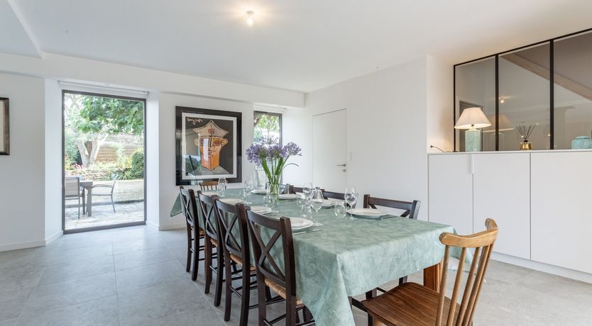 Photo of Seaside Glamour