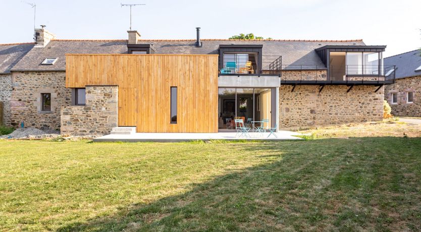 Photo of Seaside Glamour