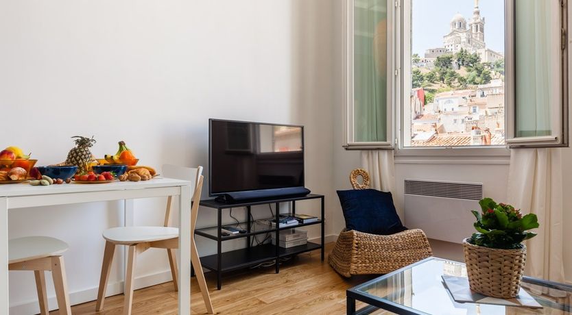 Photo of Tiled Impression