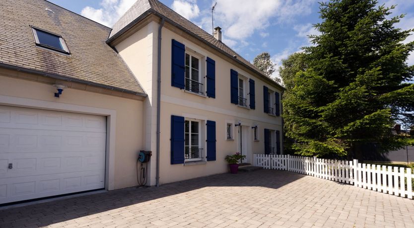 Photo of Rocksalt & Blue