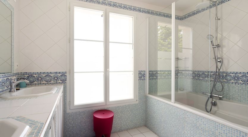 Photo of Rocksalt & Blue