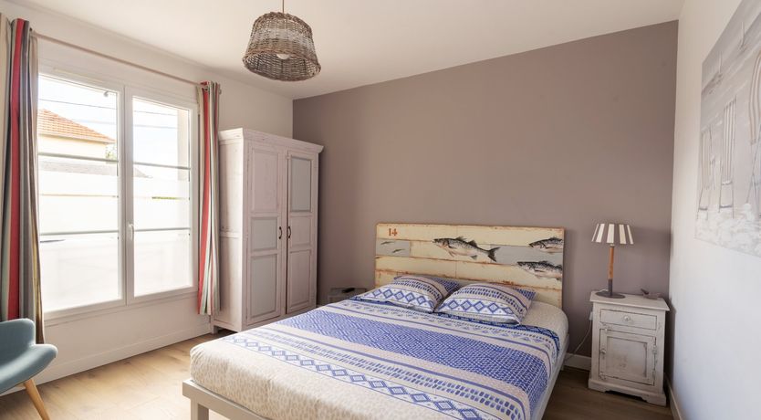 Photo of Rocksalt & Blue