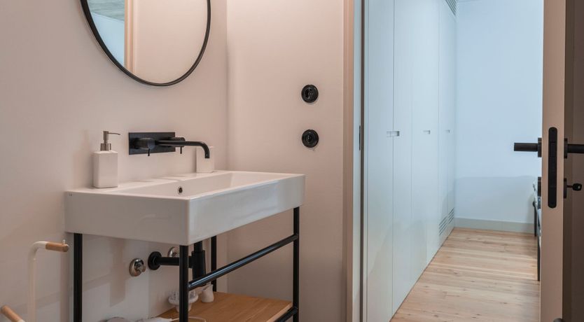 Photo of Yellow Linaria