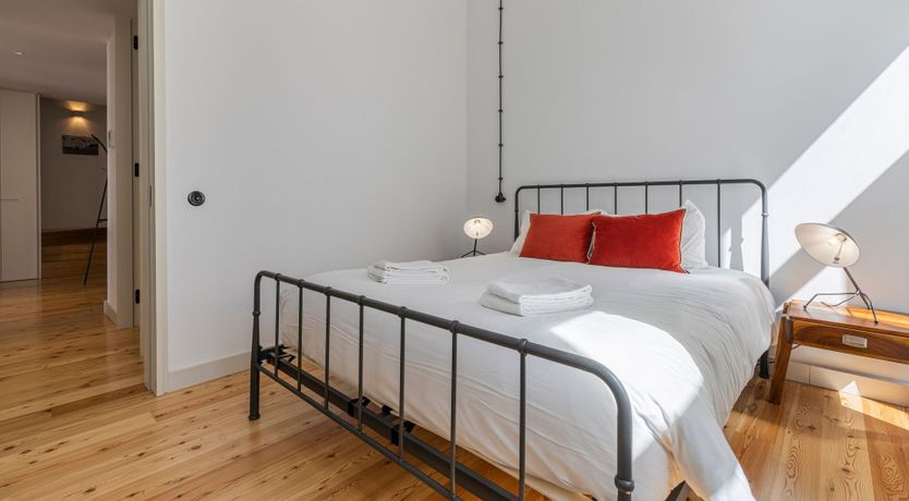 Photo of Yellow Linaria