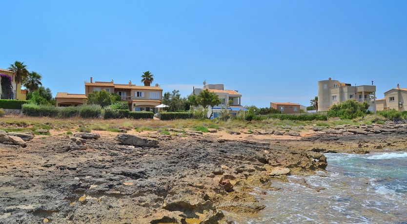 Photo of The Edge of Water