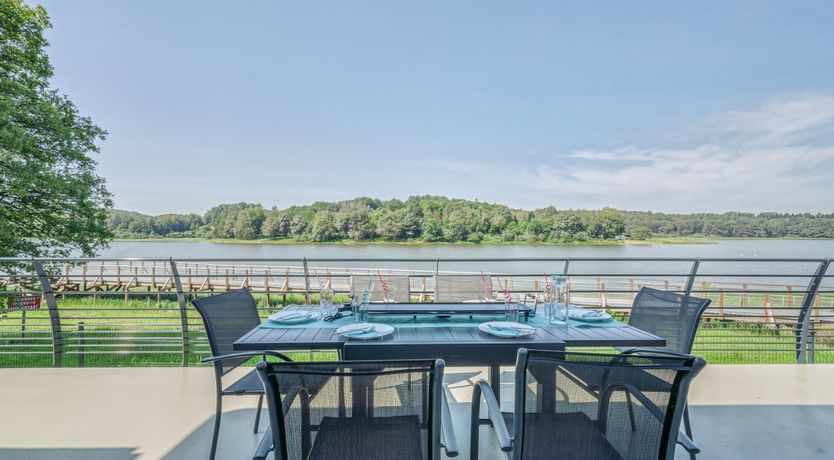 Photo of Lake of Wonder