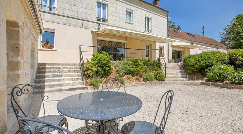 Photo of Sunshine & Flowers