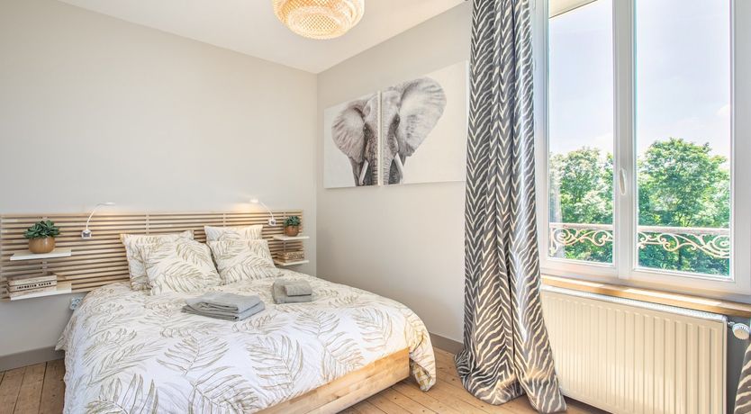 Photo of Sunshine & Flowers