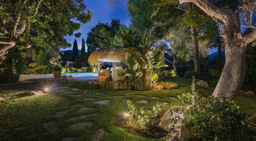 Photo of Stepping Stones & Splendour