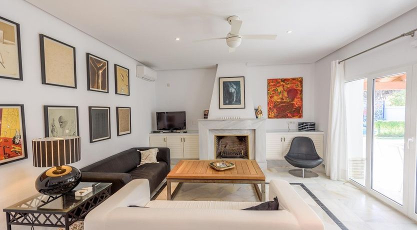 Photo of Pine Leaf Breeze