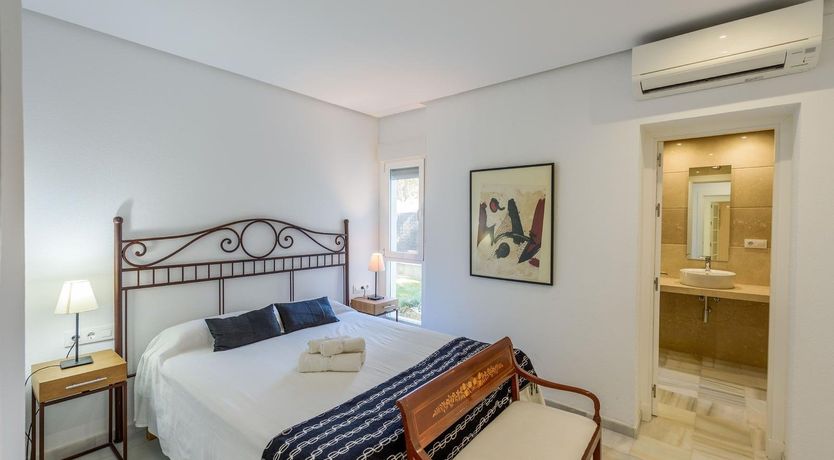 Photo of Pine Leaf Breeze