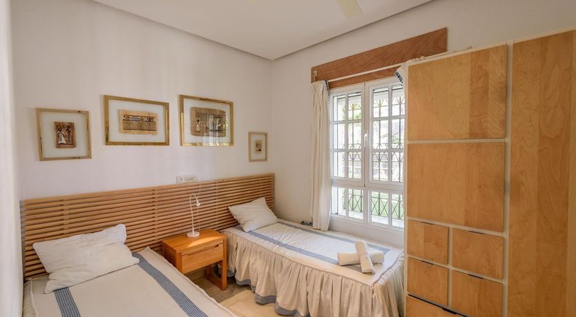 Photo of Pine Leaf Breeze