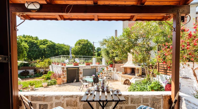 Photo of Lavender & Red Roses