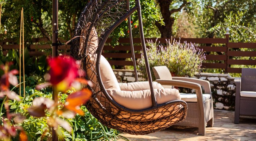 Photo of Lavender & Red Roses