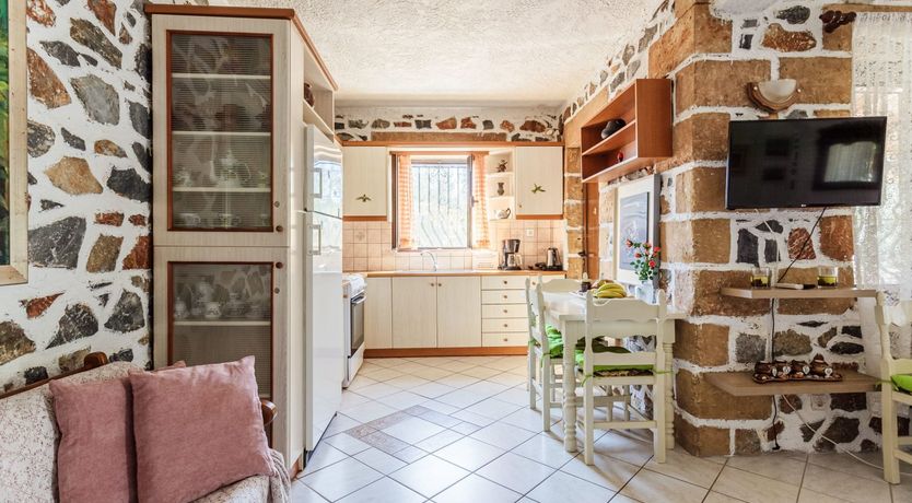 Photo of Lavender & Red Roses