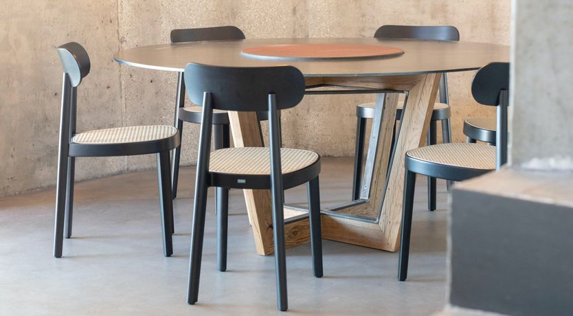 Photo of No Distractions