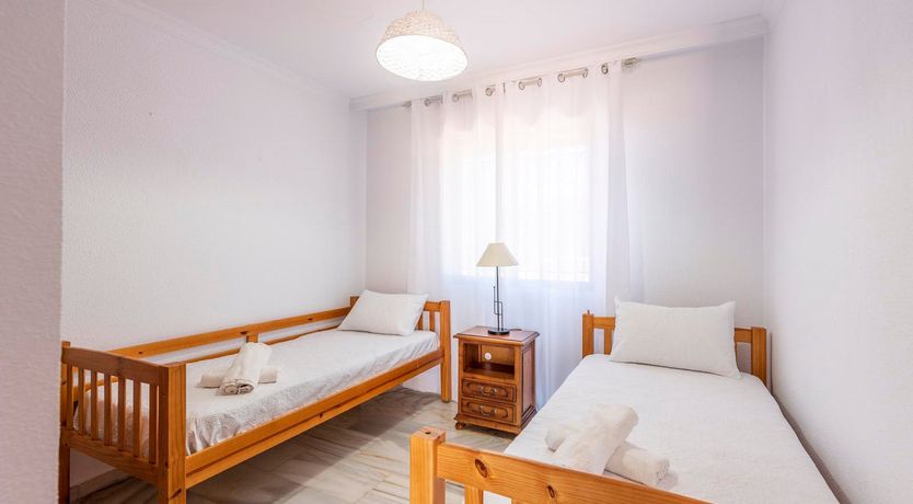 Photo of At Home on the Horizon