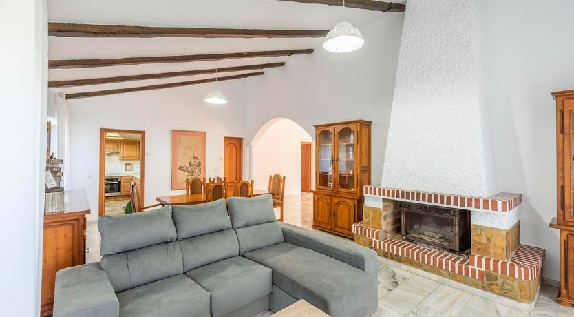 Photo of At Home on the Horizon