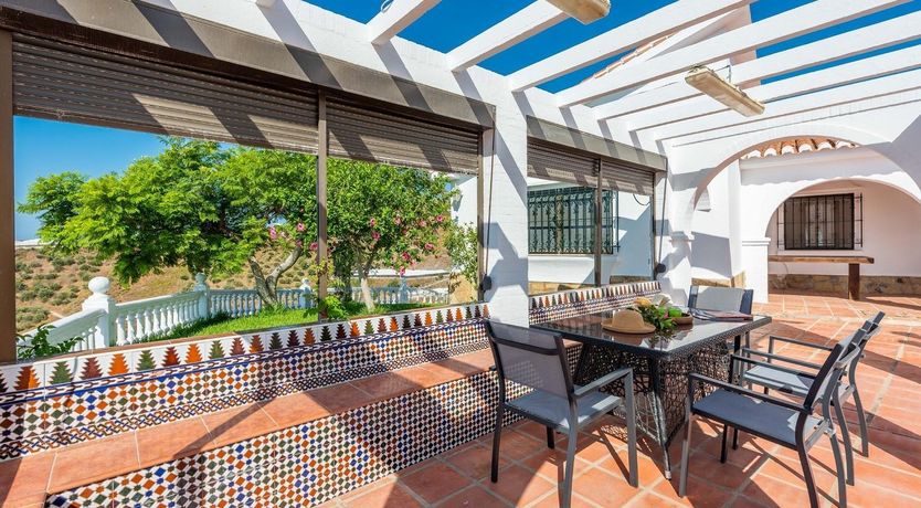 Photo of At Home on the Horizon