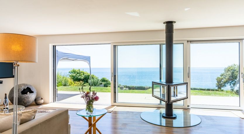 Photo of I Wake Up With the Ocean