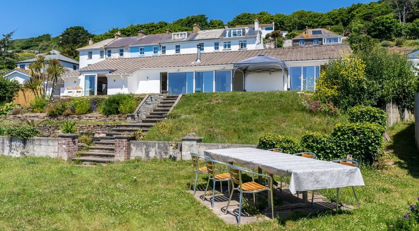 Photo of I Wake Up With the Ocean