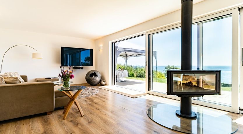 Photo of I Wake Up With the Ocean