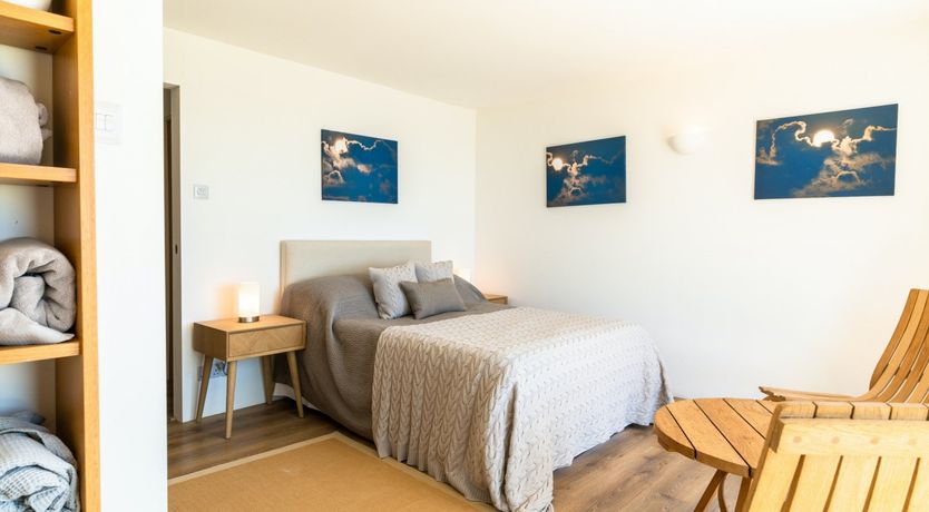 Photo of I Wake Up With the Ocean