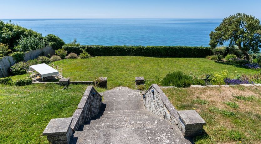 Photo of I Wake Up With the Ocean