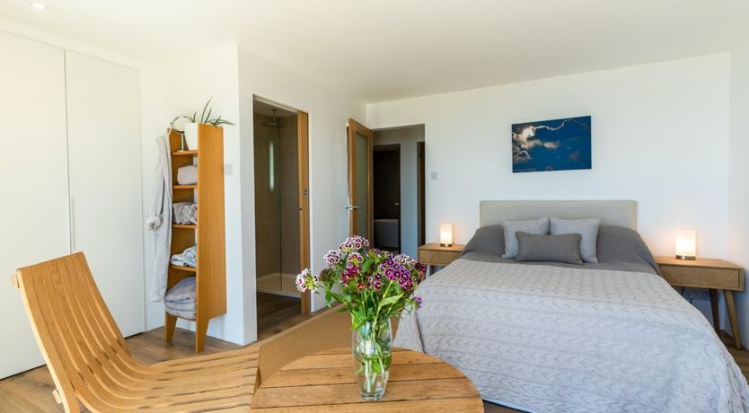 Photo of I Wake Up With the Ocean