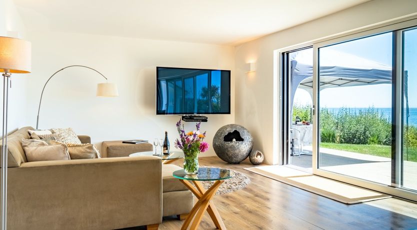 Photo of I Wake Up With the Ocean