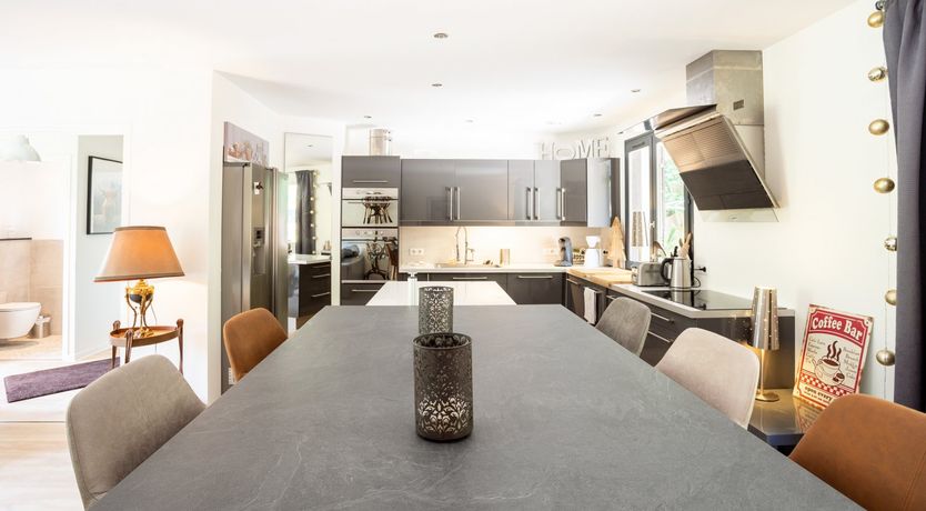 Photo of The Deer Lodge