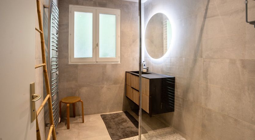 Photo of The Deer Lodge