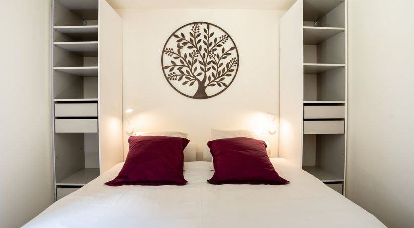 Photo of The Deer Lodge