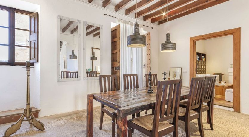 Photo of Ojos Color Sol