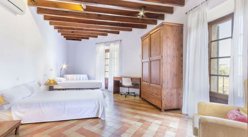 Photo of Ojos Color Sol