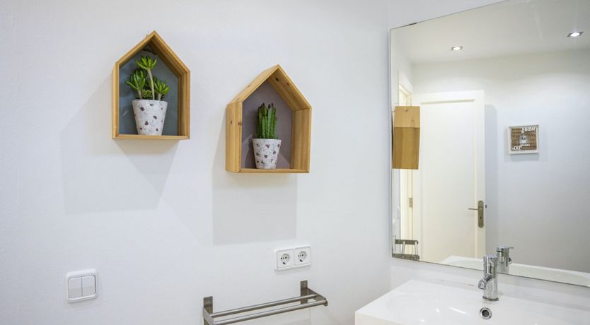 Photo of Sweet & Sandy