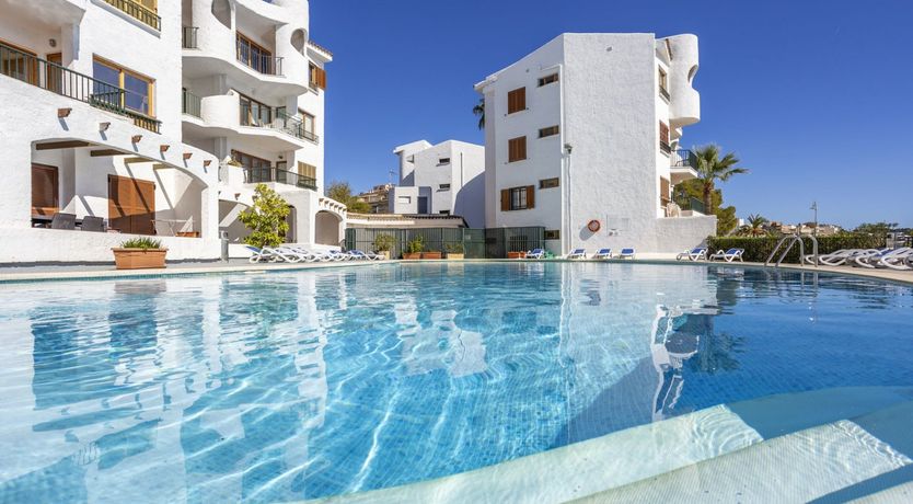 Photo of Sweet & Sandy