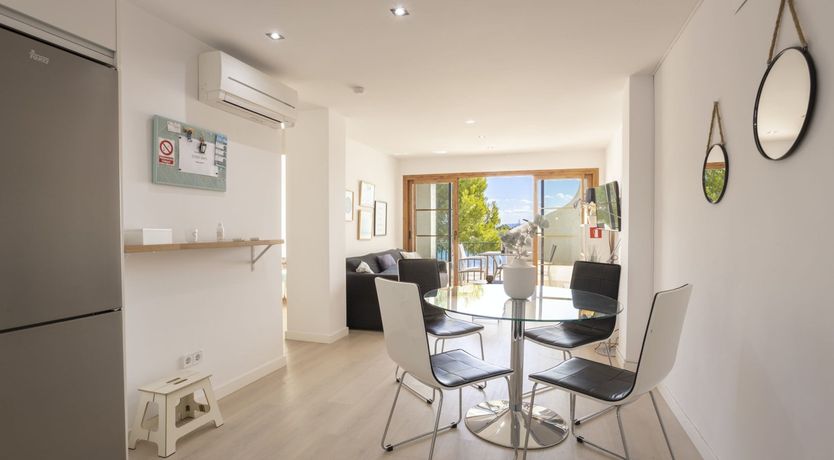 Photo of Sweet & Sandy