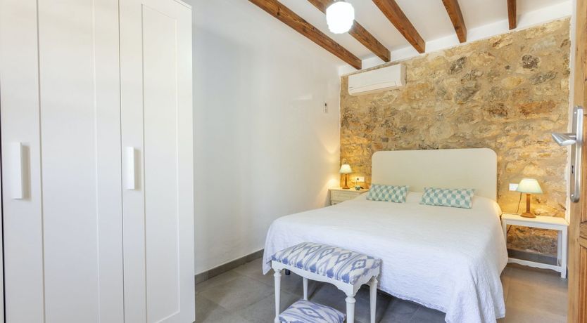 Photo of Caverns & Cobblestone