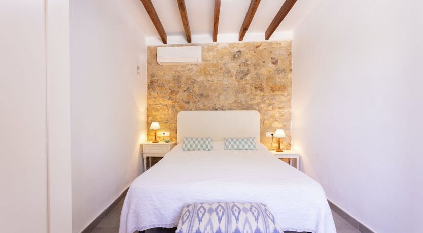 Photo of Caverns & Cobblestone