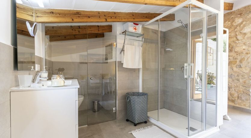 Photo of Caverns & Cobblestone