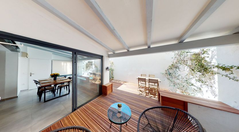 Photo of The Golden Breeze