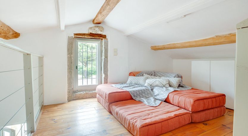 Photo of Rustic on Green